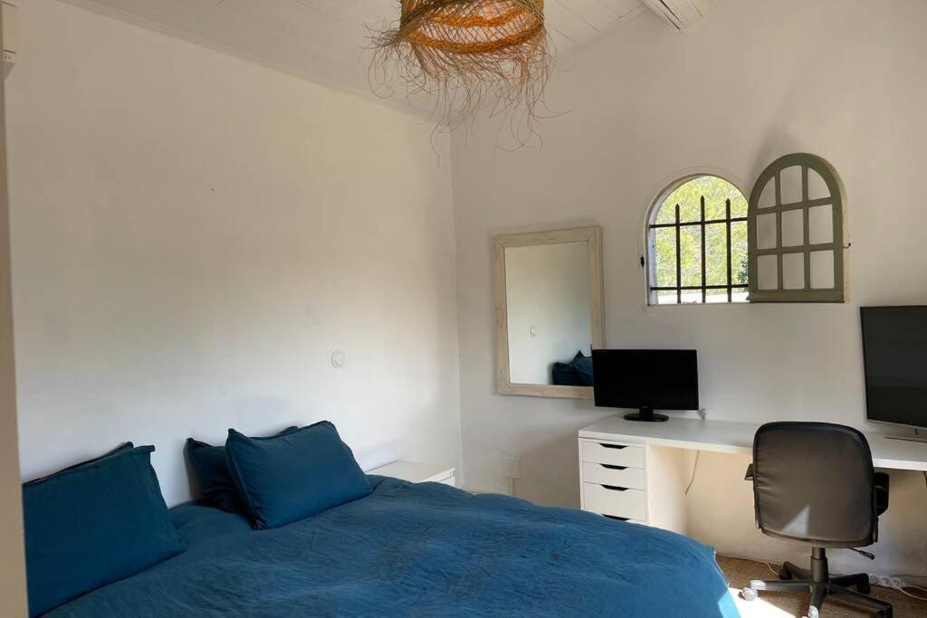 Mas Des Alpilles Au Coeur De La Nature Avec Piscine Casa vacanze